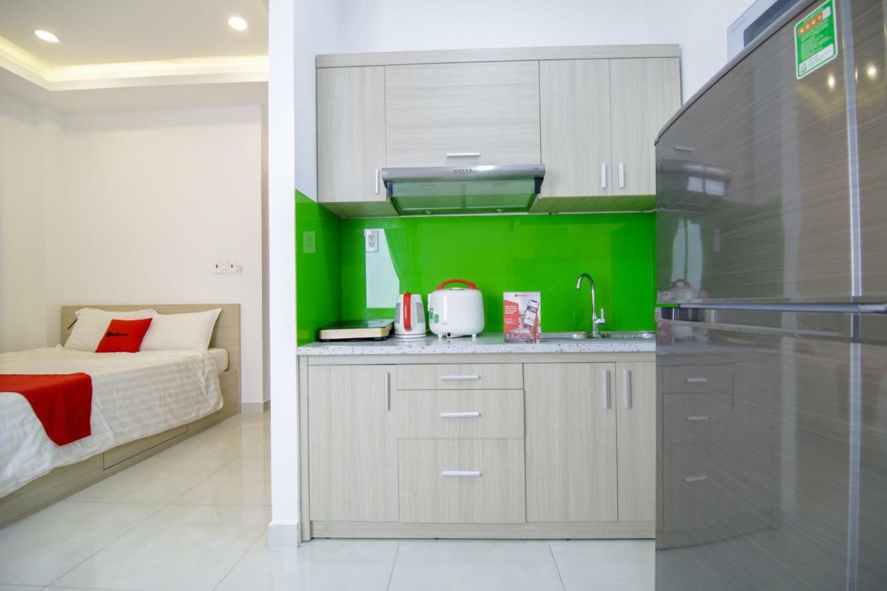 Reddoorz Near Quan Khu 7 Stadium โฮจิมินห์ซิตี้ ภายนอก รูปภาพ